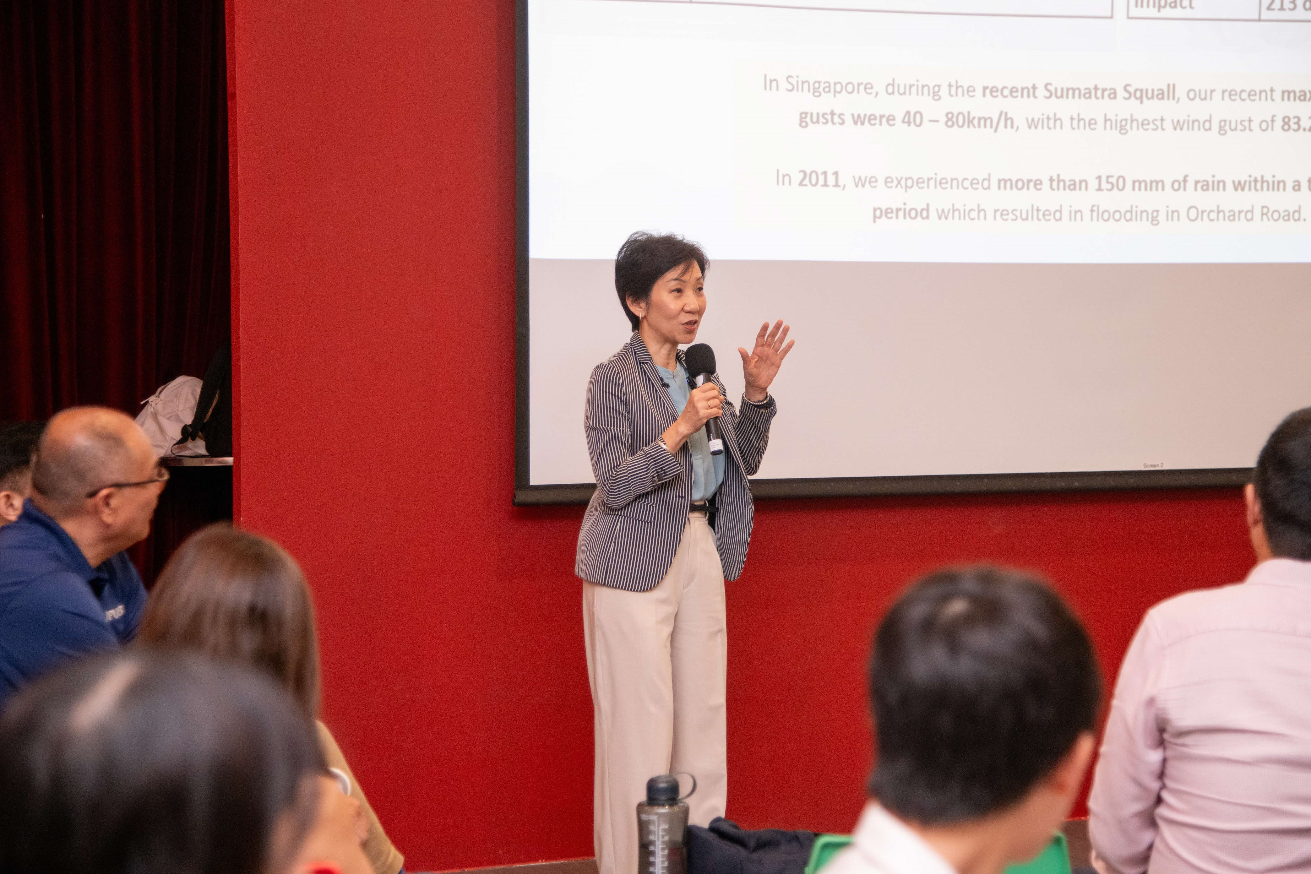 Minister Grace Fu delivering her openingremarks at the table-top exercise